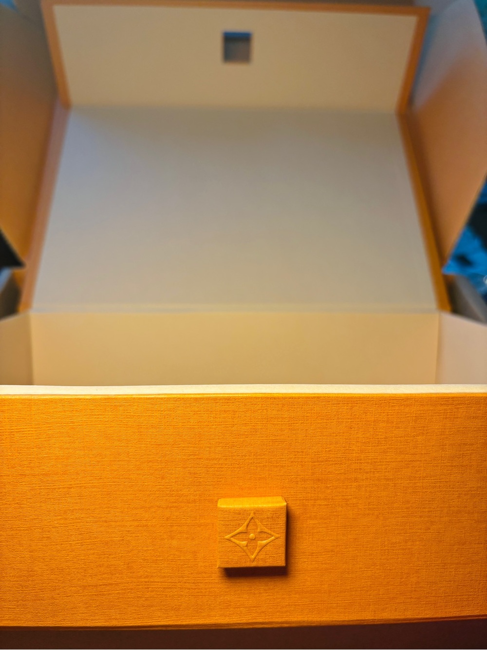 Authentic Louis Vuitton Signature Orange Textured Gift Box Approx.11” x 7” x 3” - Picture 11 of 12